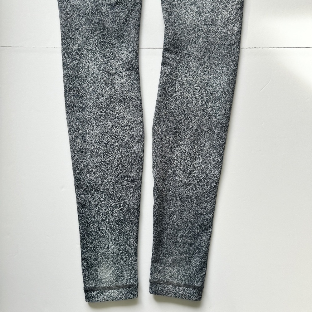 Lululemon High Times Pant Rio Mist White Black Leggings Stretchy Athletic Sz 6 - Picture 13 of 14